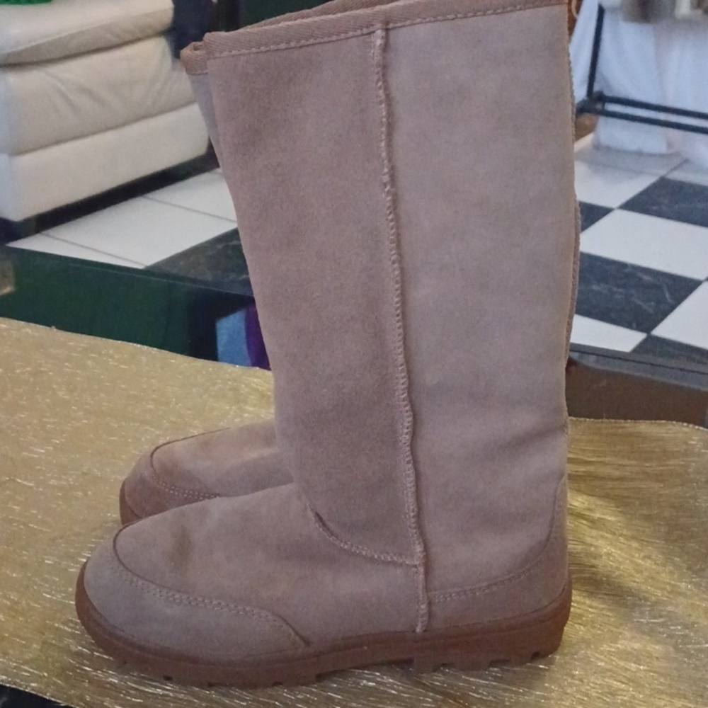White Mountain Ladies Leather Sherpa Lined boots, Tan, Sz 6.5